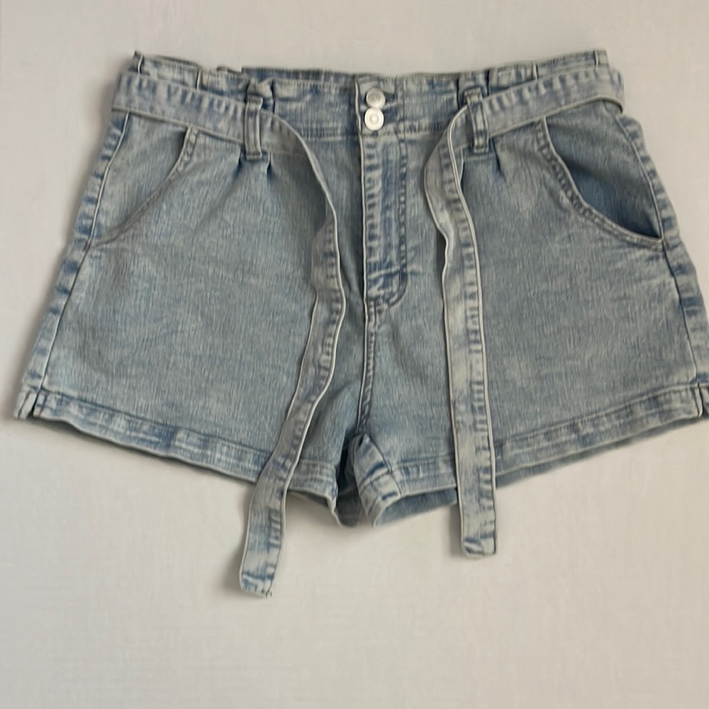 New Condition No Boundaries size Large (11-13) Washed Denim